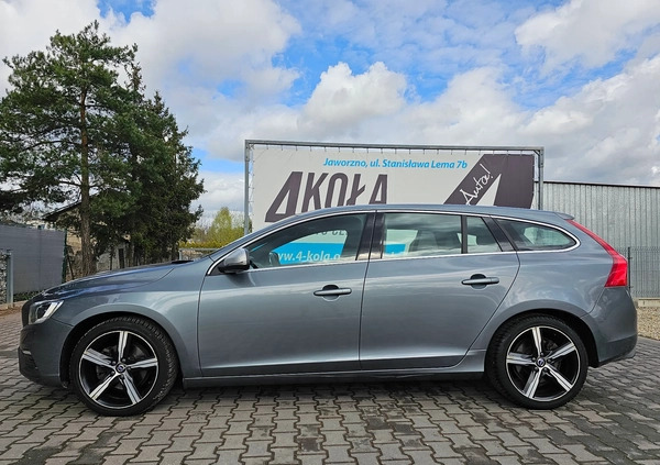 Volvo V60 cena 72900 przebieg: 179000, rok produkcji 2018 z Biskupiec małe 352